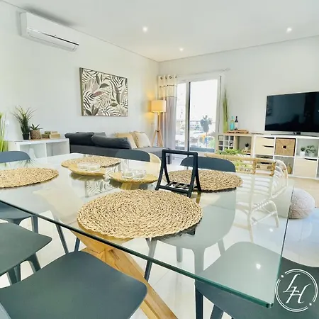 Apartment Ambrosio Iate - Modern - Parking - 500m Portimao
