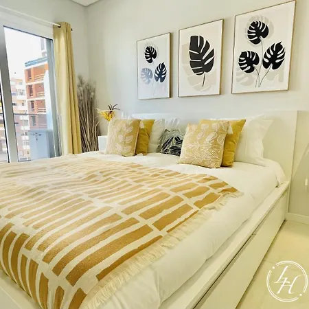 Apartamento Ambrosio Iate - Modern - Parking - 500m
